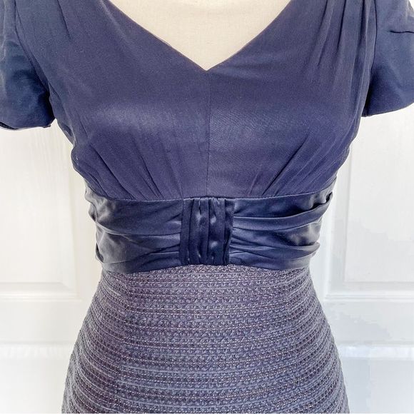 Antonio Melani‎ Size 0 Heart Neck Navy Cocktail Dress with Tweed Pencil Bottom - Picture 3 of 14